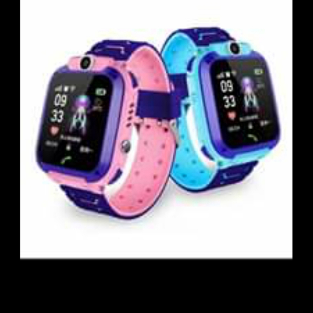 Gps tracked kid watches